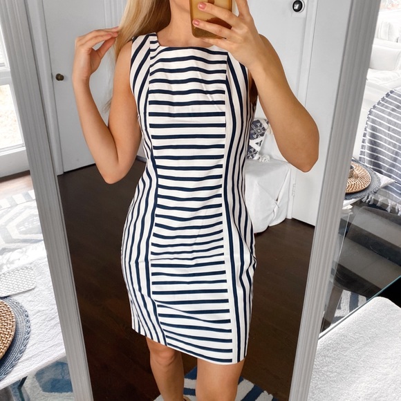 🐚 HM NAVY WHITE STRIPE DRESS! - Picture 1 of 12